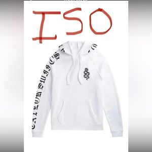 ‼️ISO NOT FOR SALE‼️ Looking for this hoodie from Taylor’s Rep Tour in a size XL